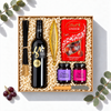 Geschenkbox Rubinrote Entspannung mit Hagn Blauer Zweigelt Rotwein, Staud's Konfitüre und Lindt Lindor, Ansicht von oben