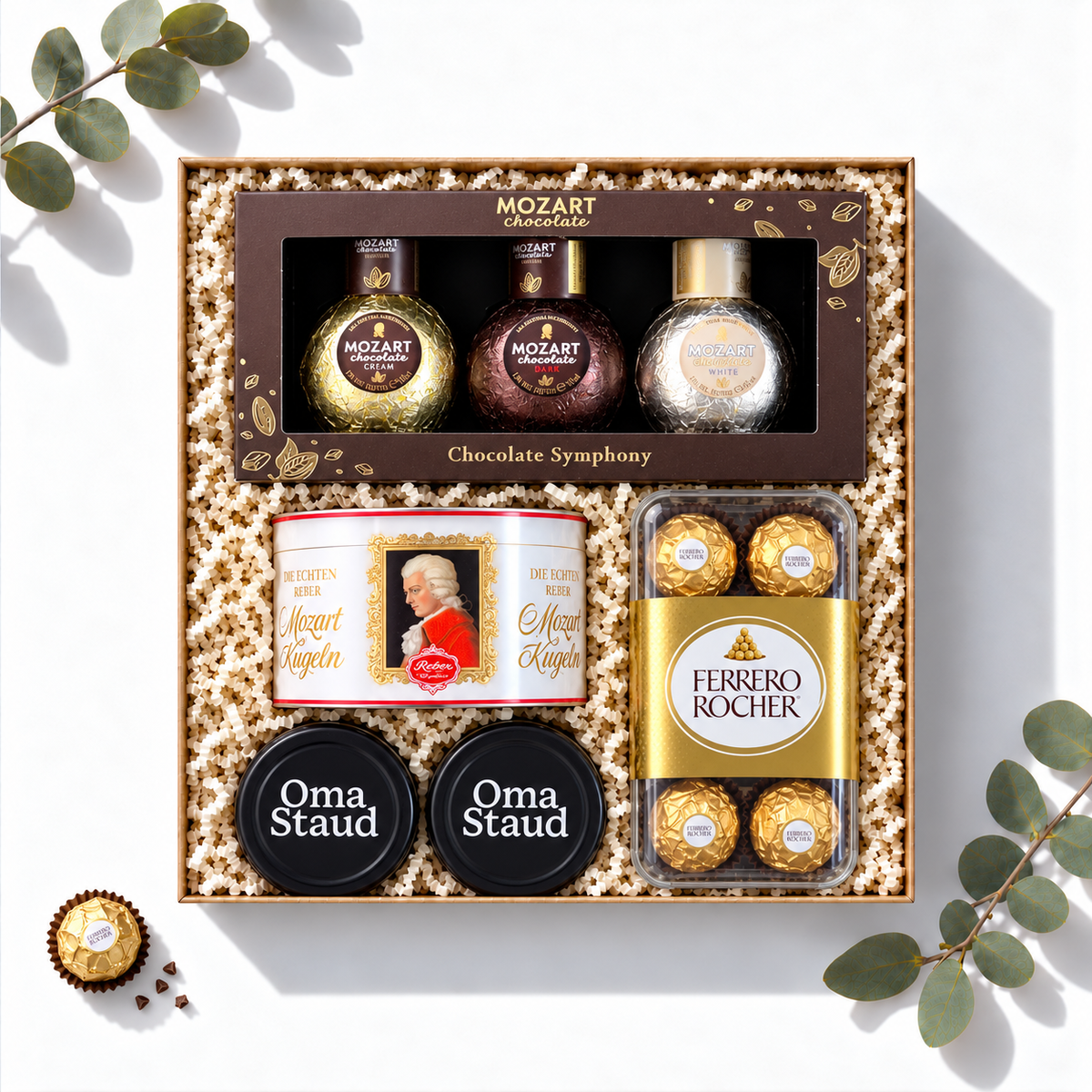 Geschenkbox Symphonie der Sinne mit Mozart Likör-Trio, Reber Mozartkugeln, Ferrero Rocher und Staud's Konfitüre, Ansicht von oben