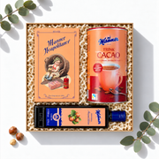 Geschenkbox Wiener Nostalgie mit Manner Neapolitaner Nostalgie-Dose, Manner Cremelikör und Trink Cacao, Ansicht von oben